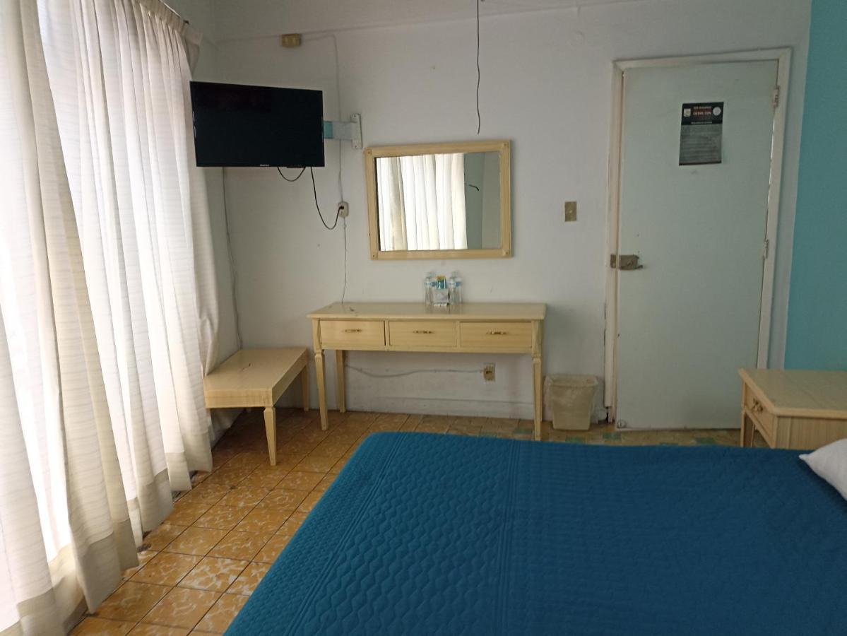 Hotel San Carlos Irapuato Zewnętrze zdjęcie